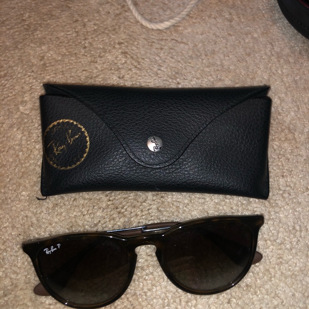 Ray ban sunglasses polarized!